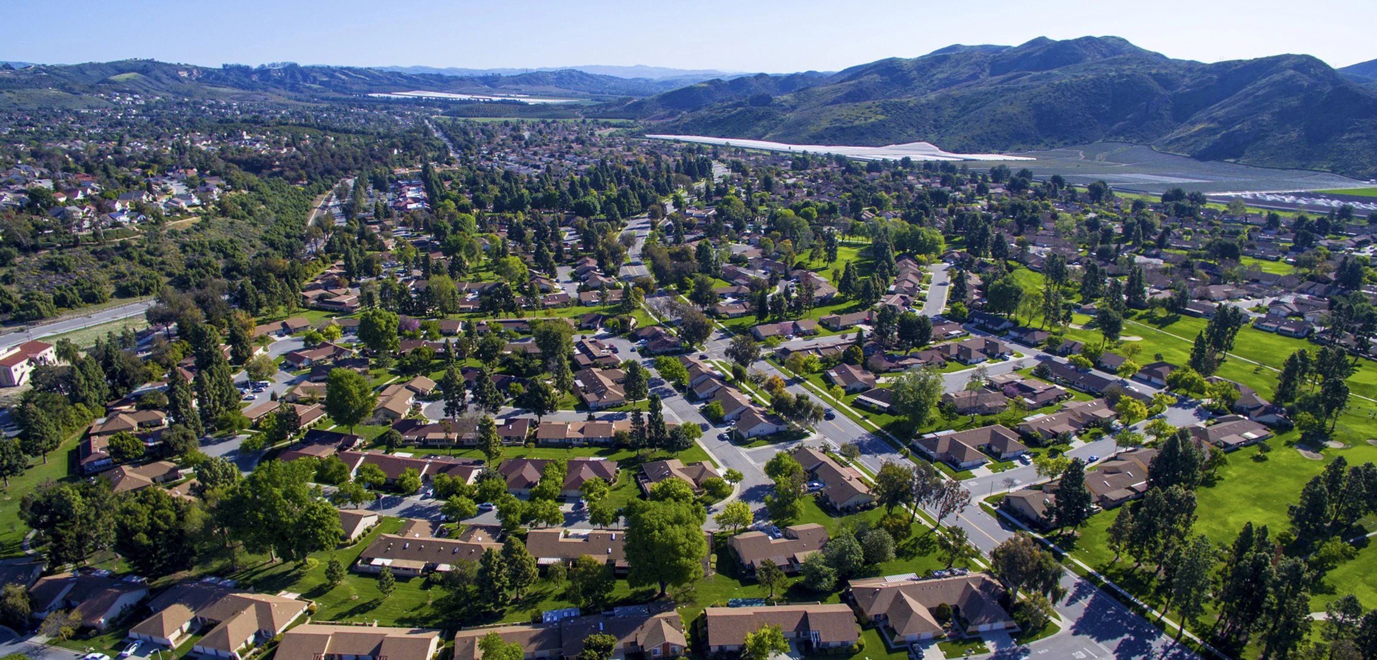 What-are-the-advantages-of-FTTH-networks-for-municipalities-fiber-guide-jpg